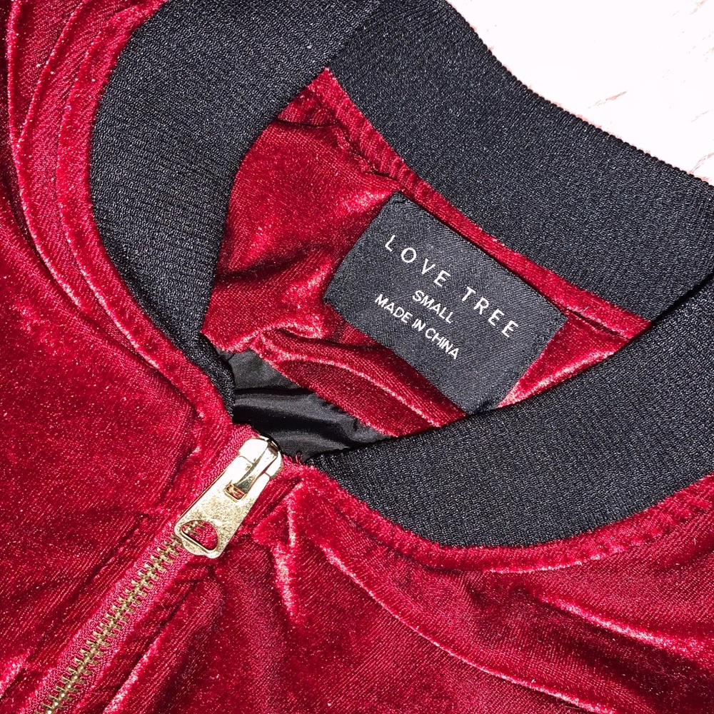 Jacket 🧥 ❤️ - Picture 2 of 2